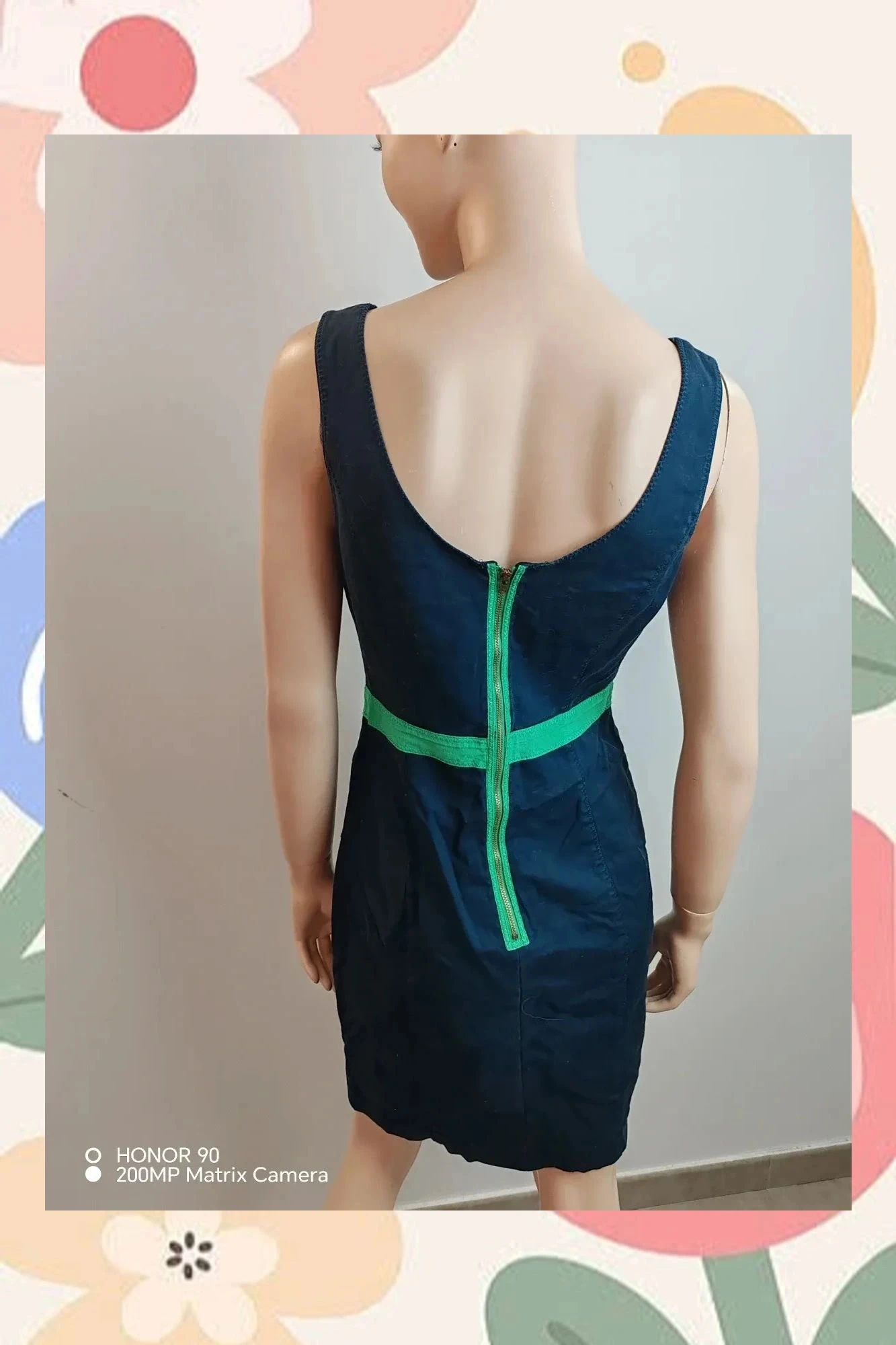 Pretty fitted dress – photo 2